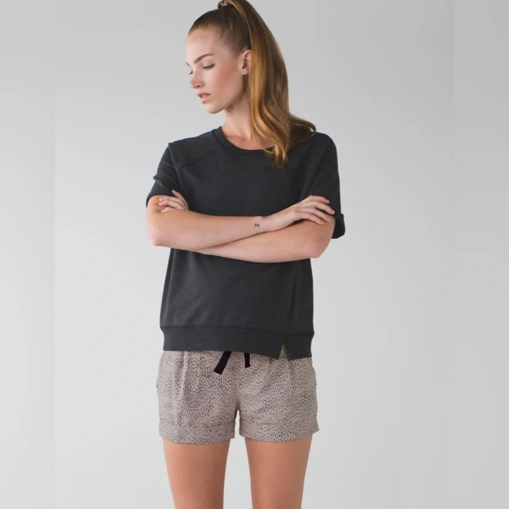 Lululemon Spring Break Away Shorts *4-way Stretch